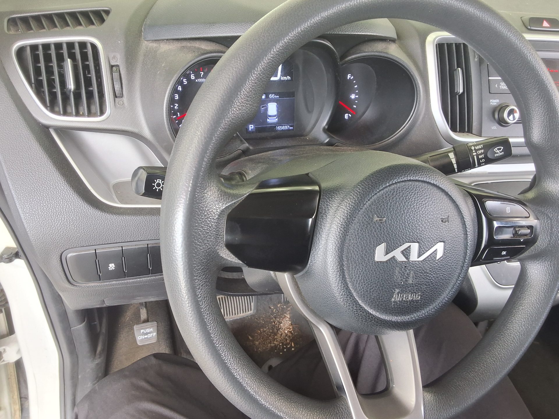 2022 - kia ray