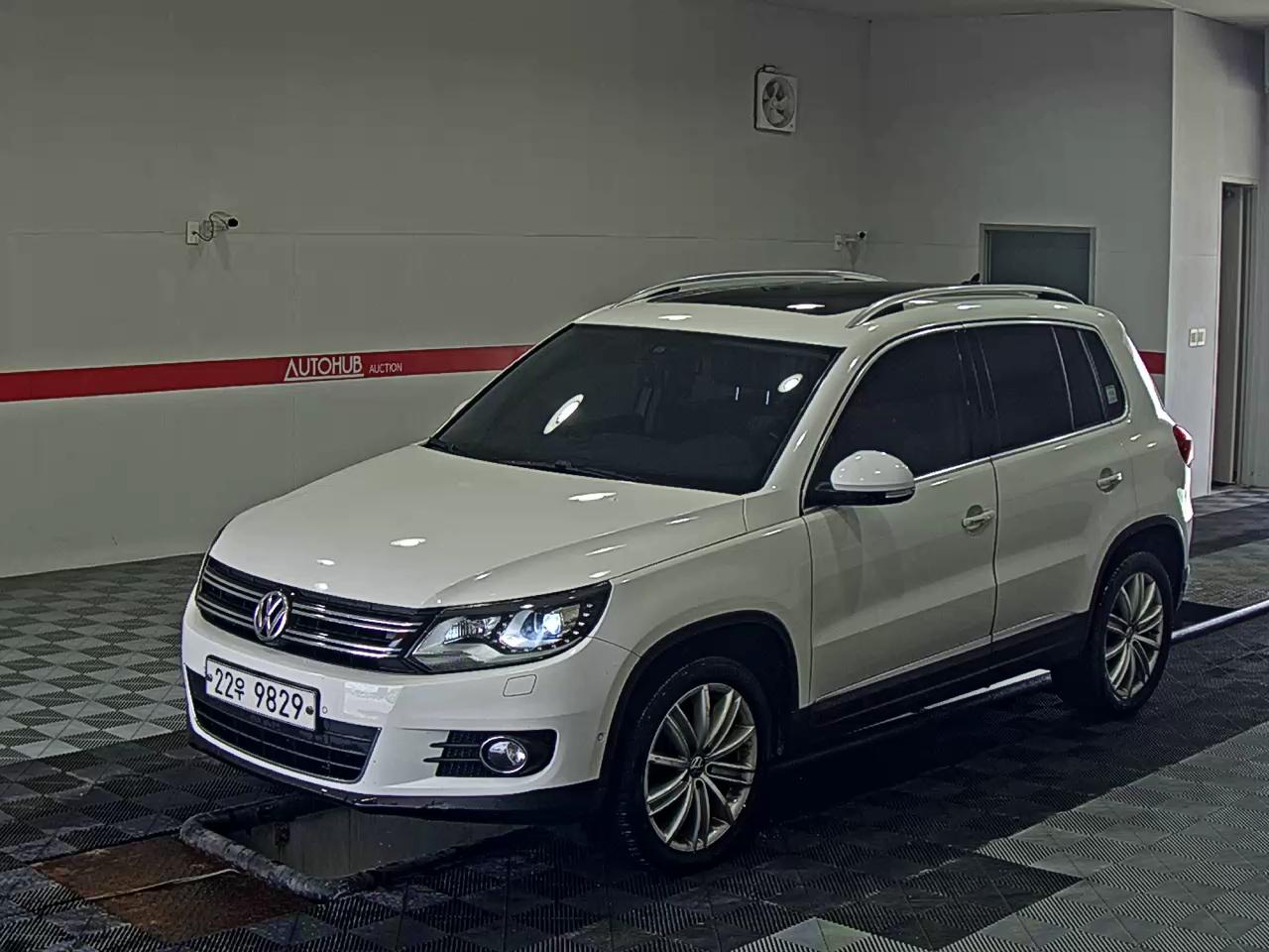VOLKSWAGEN TIGUAN TDI BLUEMOTION