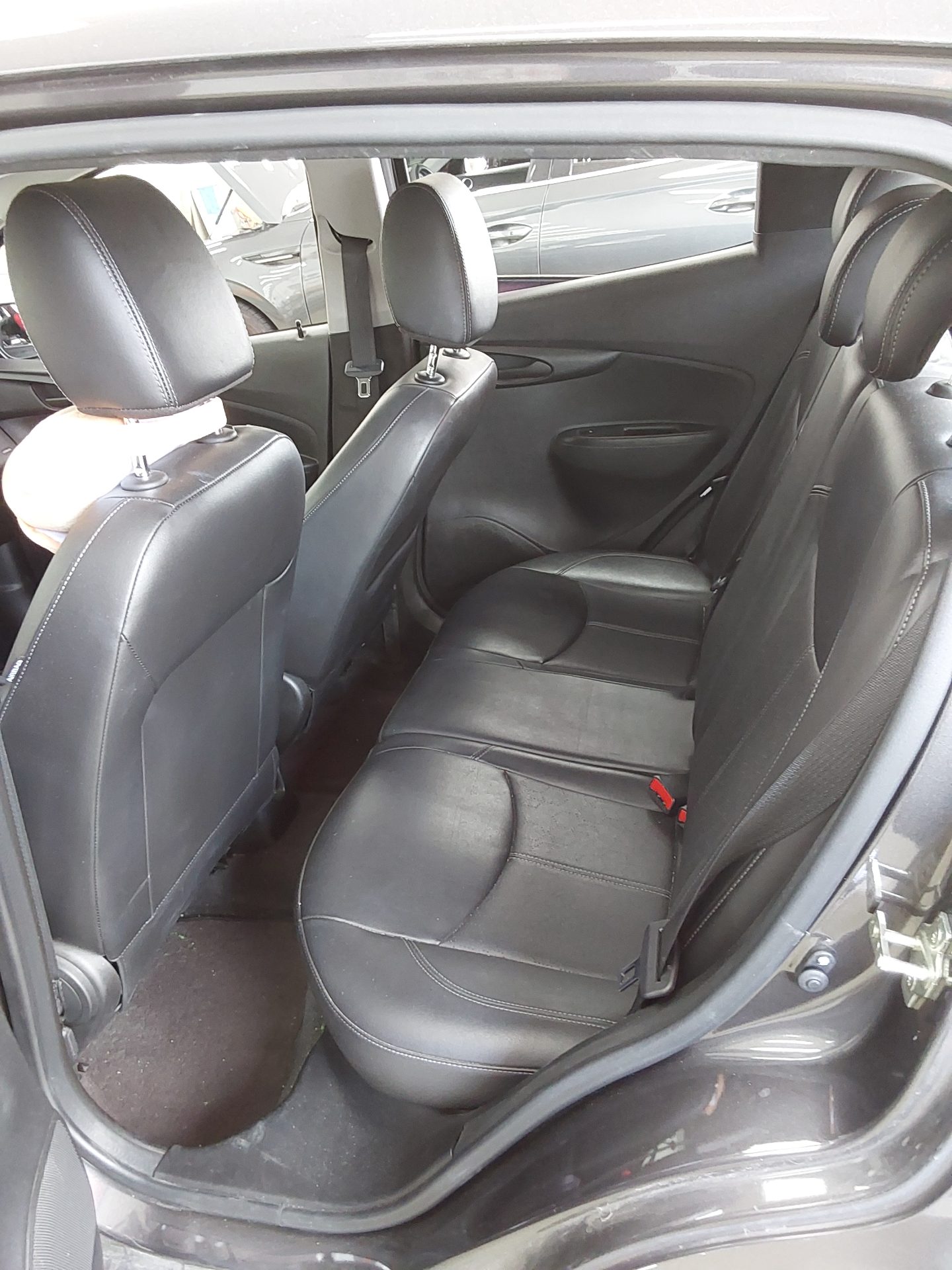 2016 - chevrolet spark