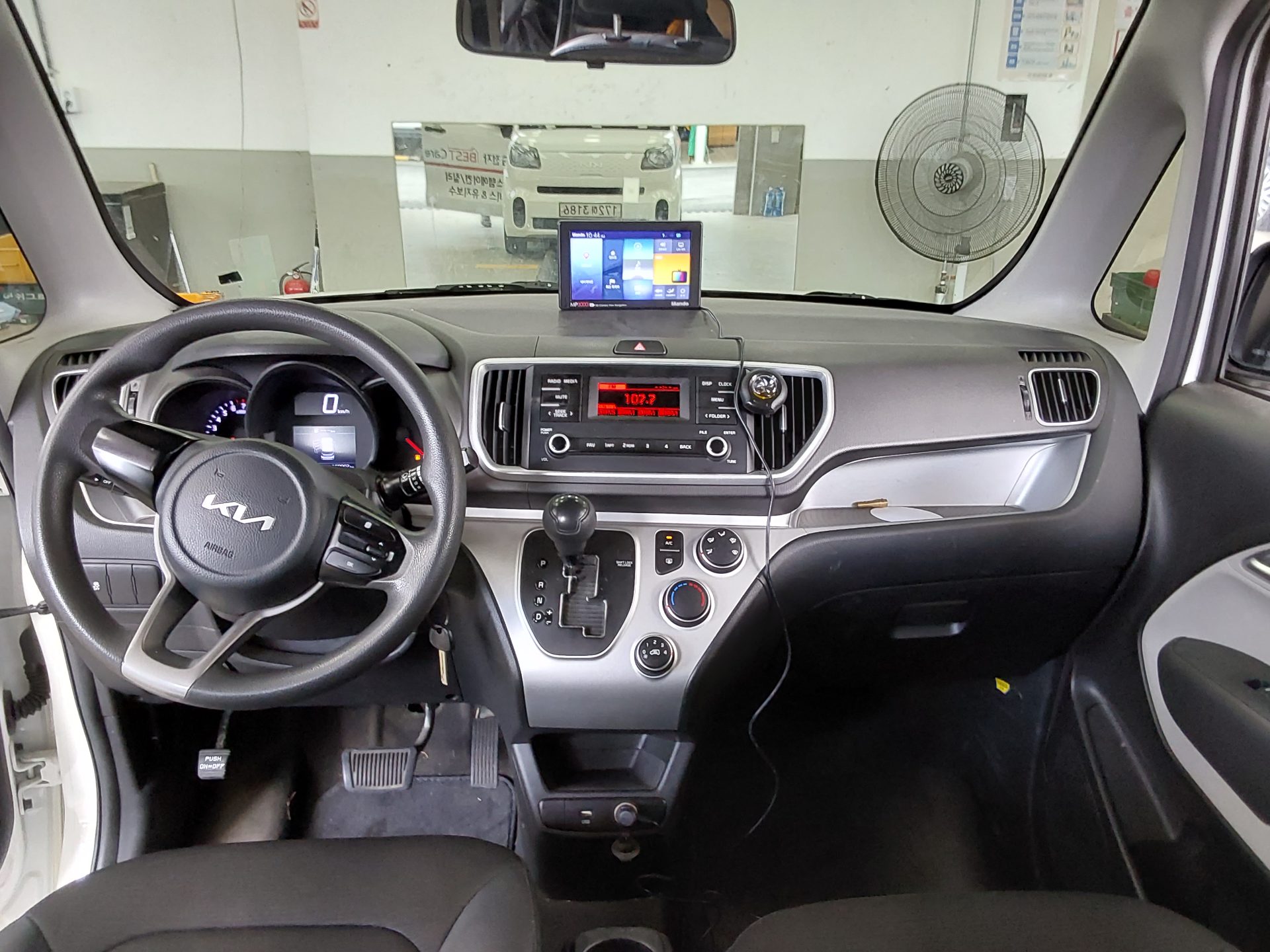 2022 - kia ray