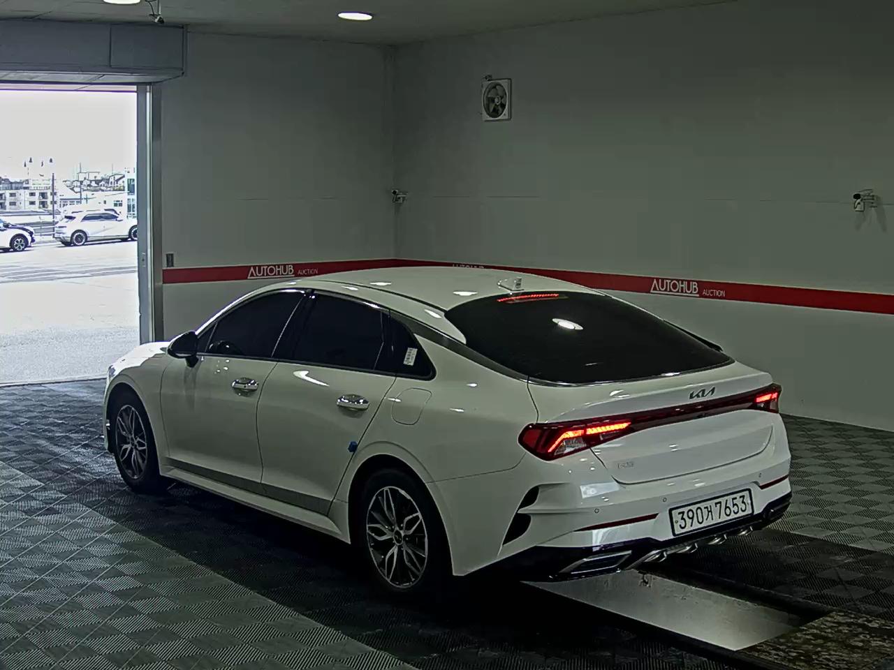 2023 - kia k5