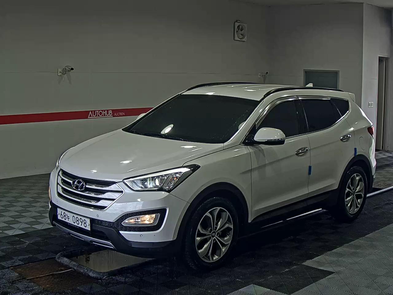 HYUNDAI SANTA FE (DM)