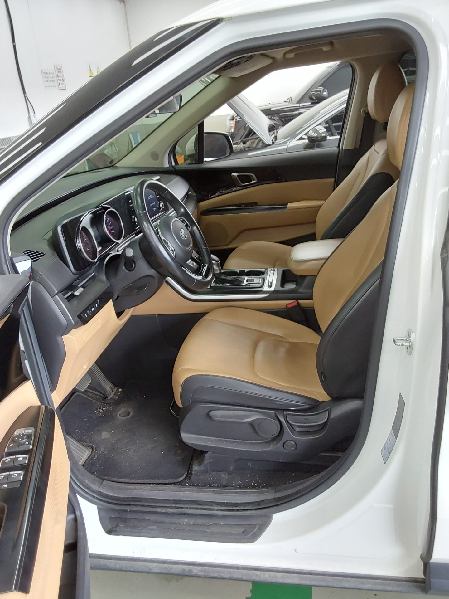 2021 - kia carnival