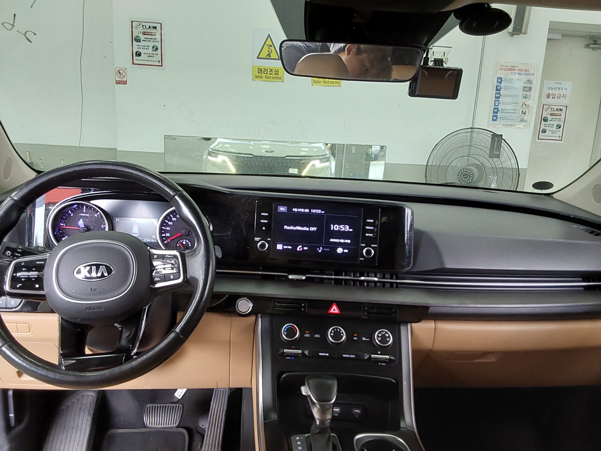 2021 - kia carnival