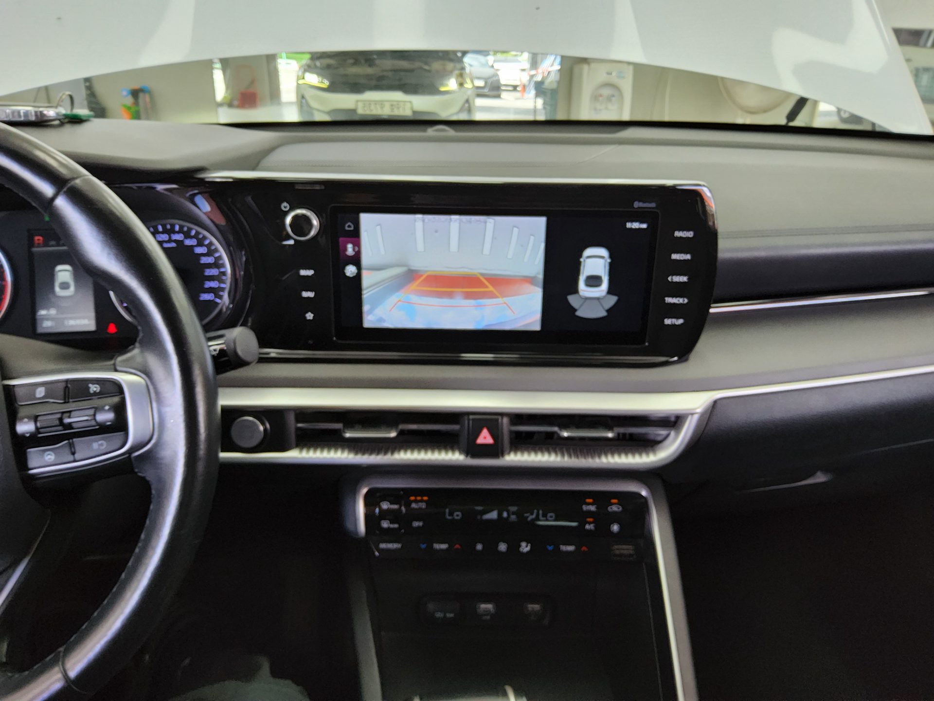 2022 - kia k5