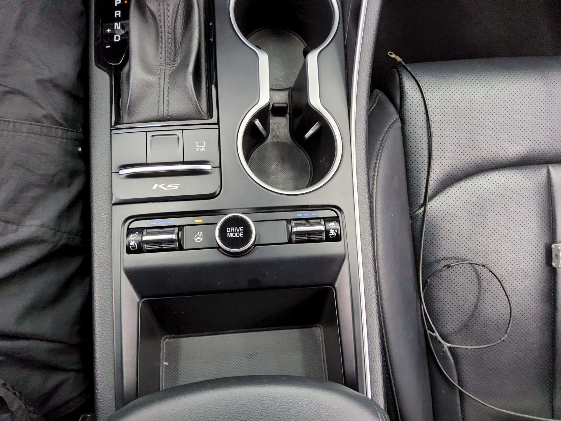 2022 - kia k5