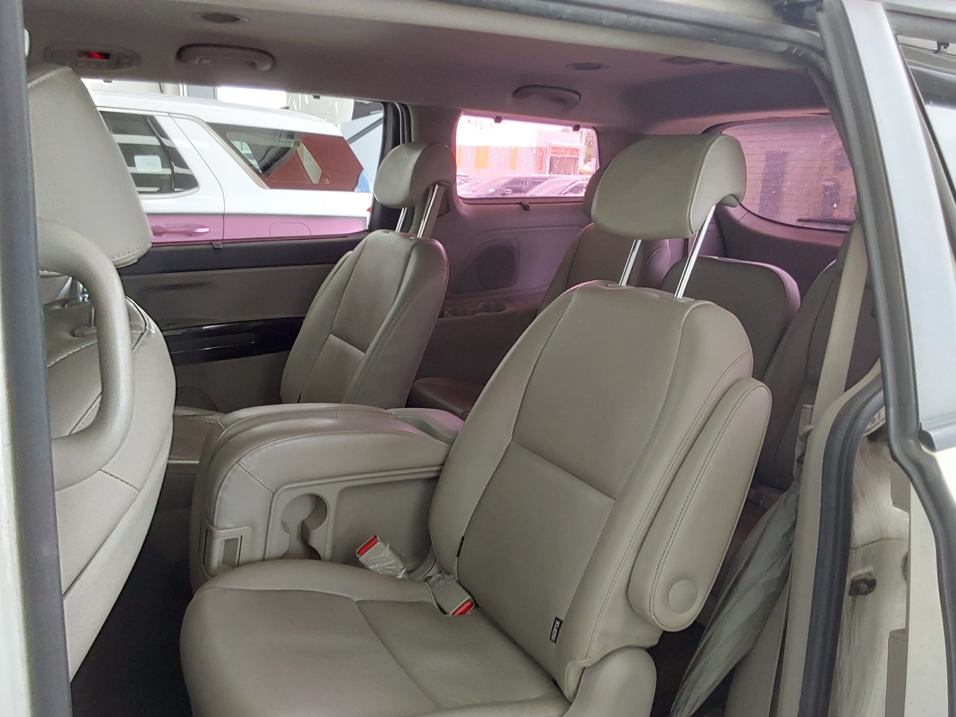2015 - kia carnival