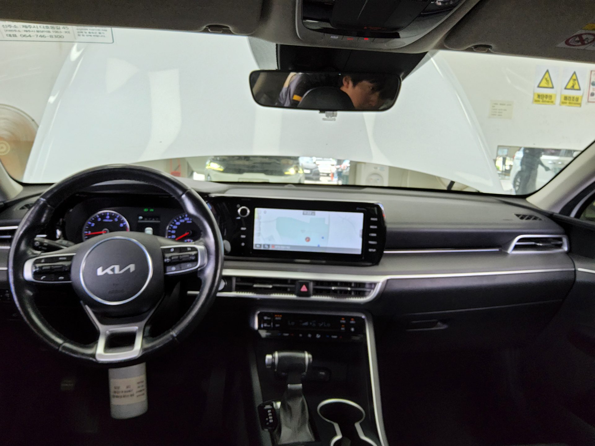 2022 - kia k5