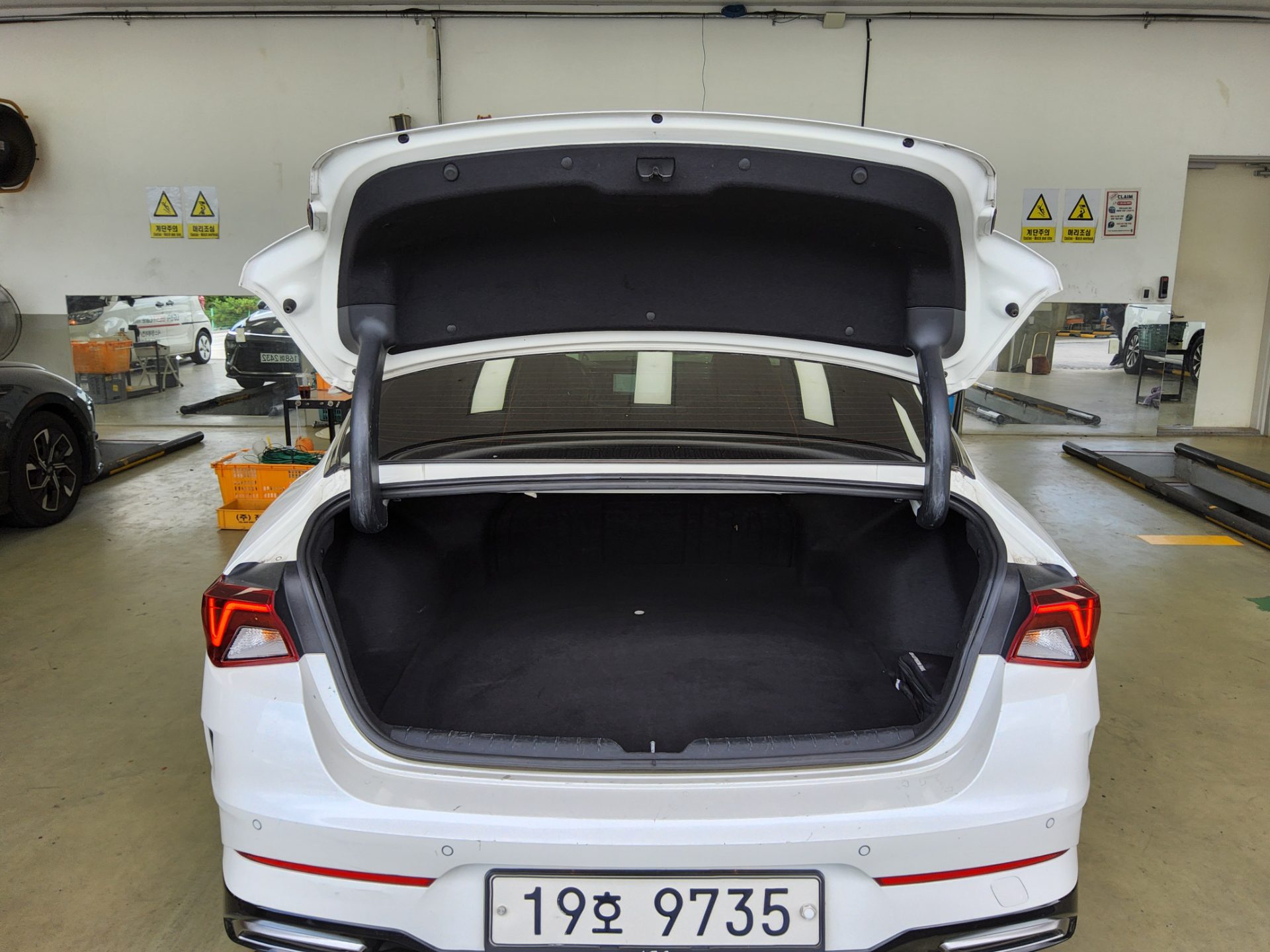 2022 - kia k5