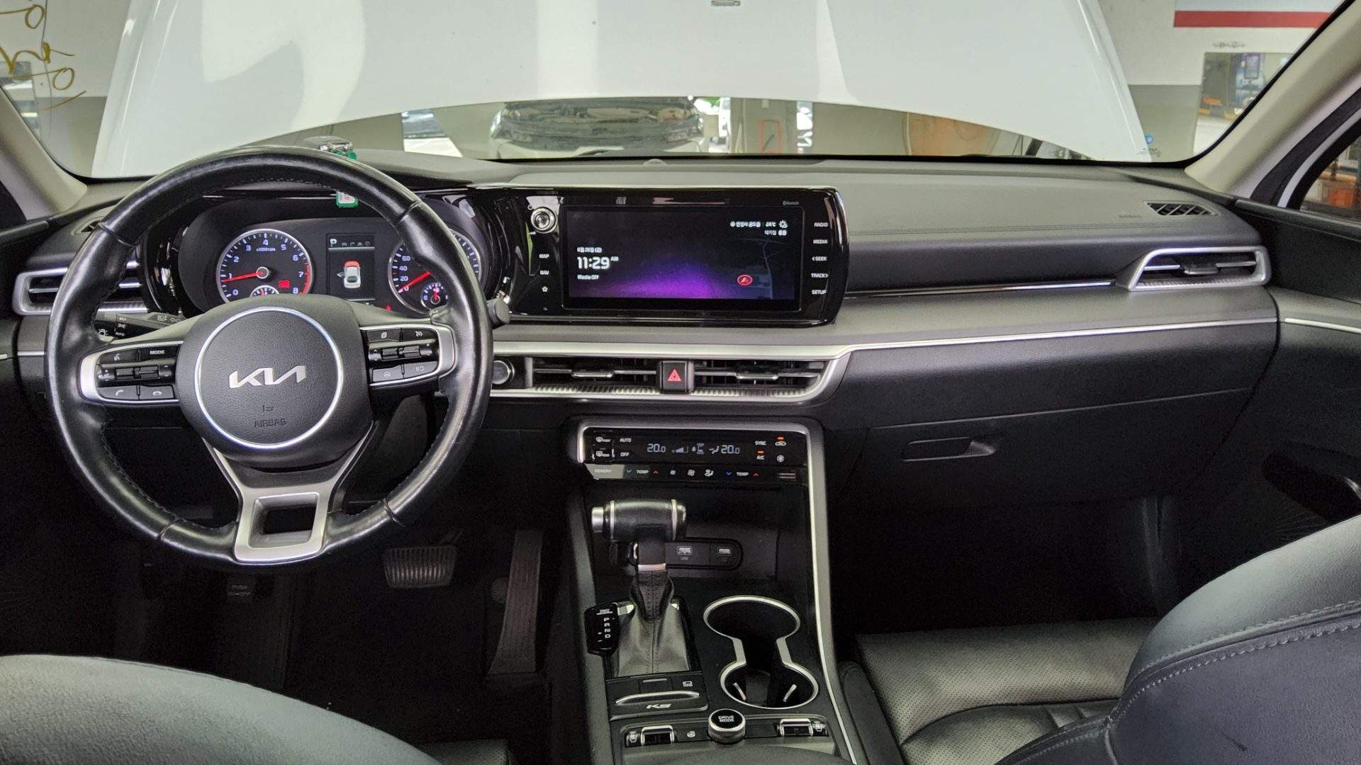 2022 - kia k5