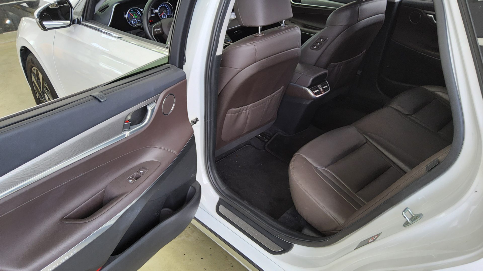 2020 - hyundai grandeur