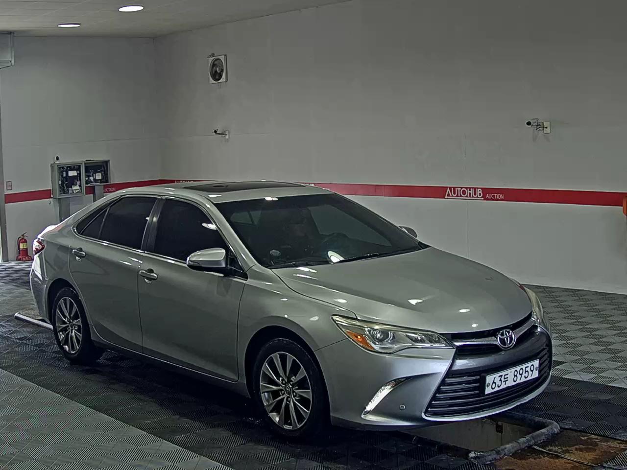 2015 - toyota camry