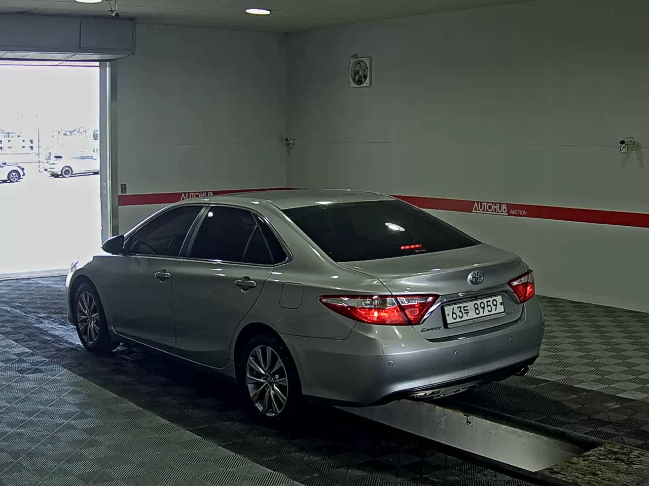 2015 - toyota camry