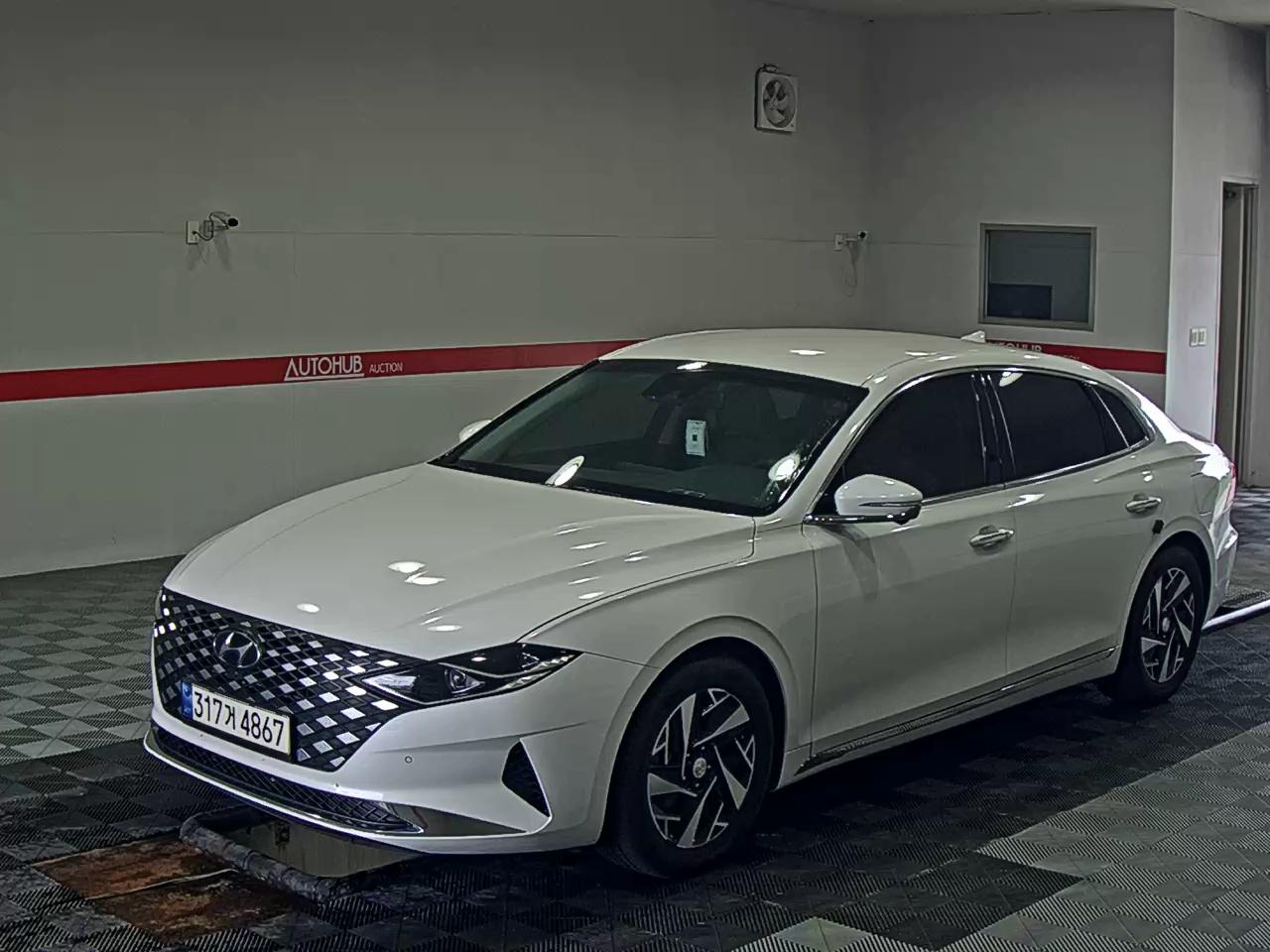HYUNDAI GRANDEUR HEV