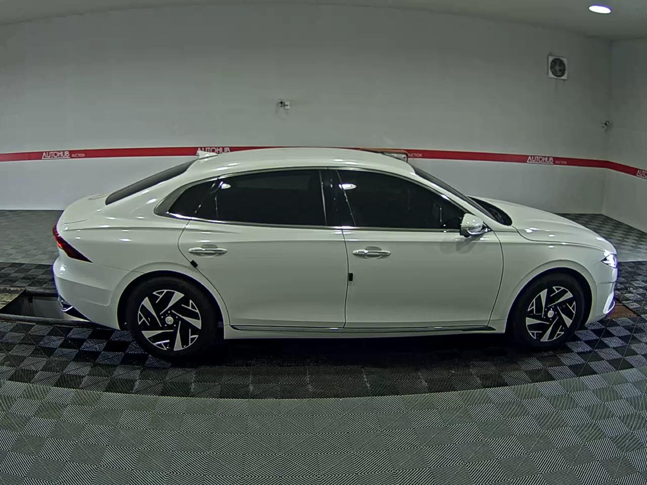 2020 - hyundai grandeur