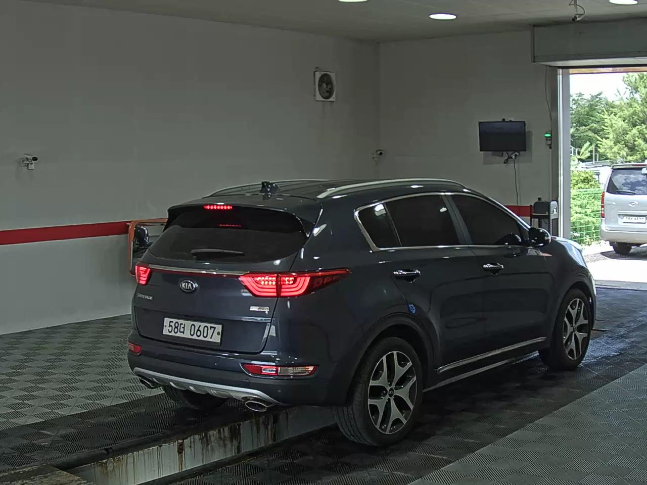 2016 - kia sportage