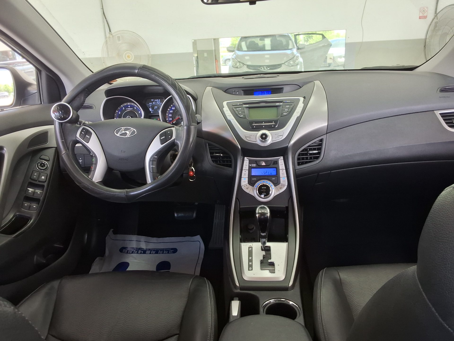 2012 - hyundai avante