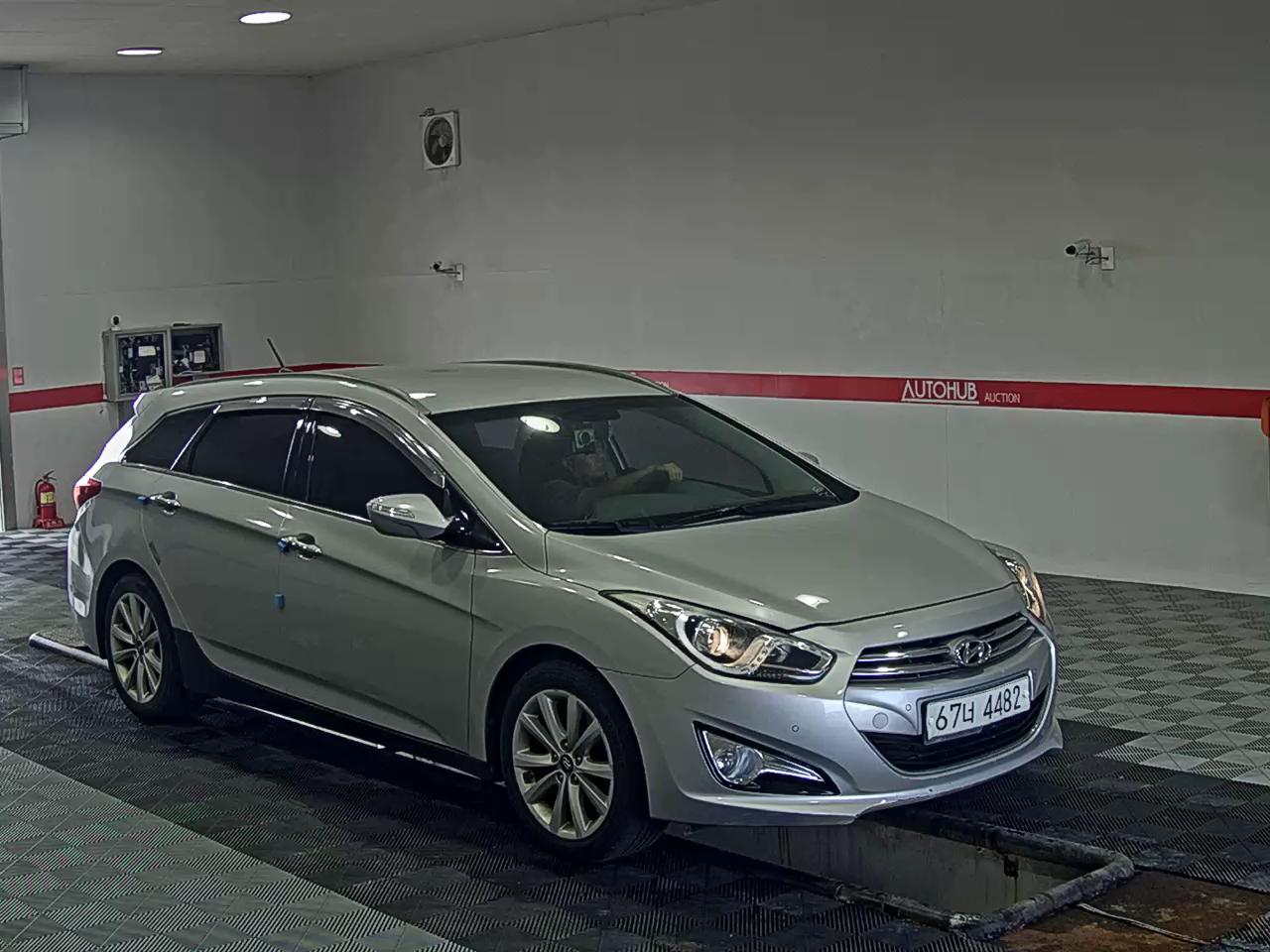 2012 - hyundai i40