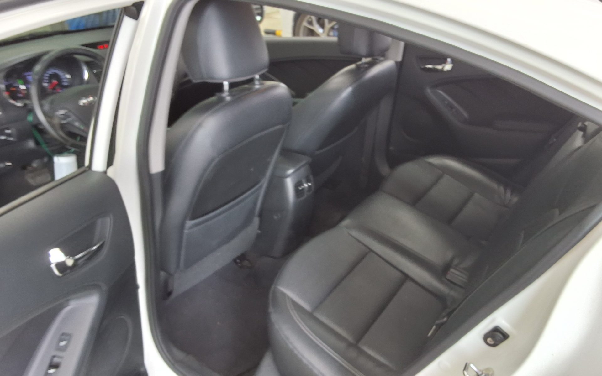 2015 - kia k3
