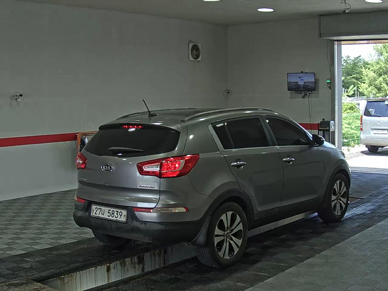 2011 - kia sportage