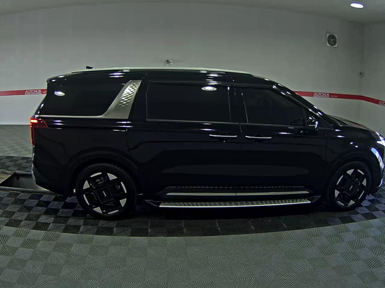 2025 - kia carnival