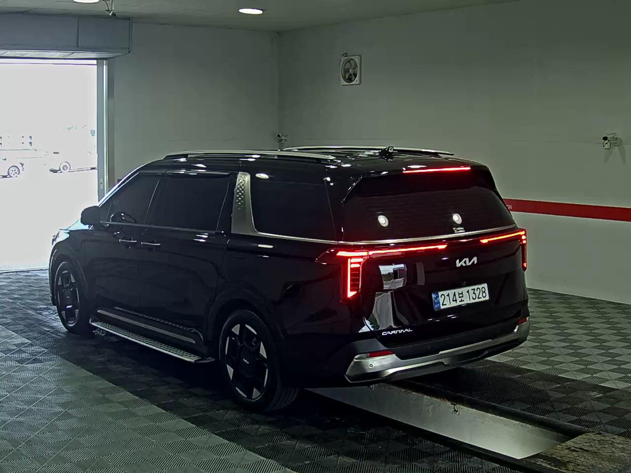 2025 - kia carnival