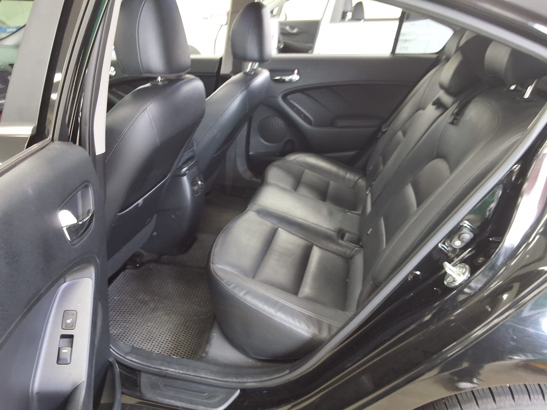 2015 - kia k3