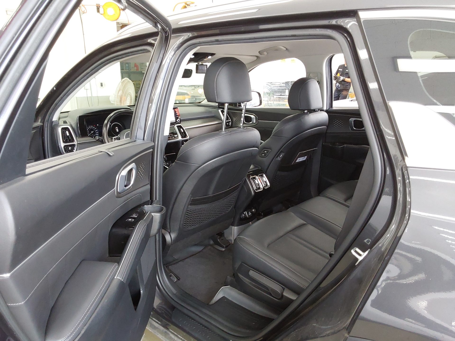2023 - kia sorento
