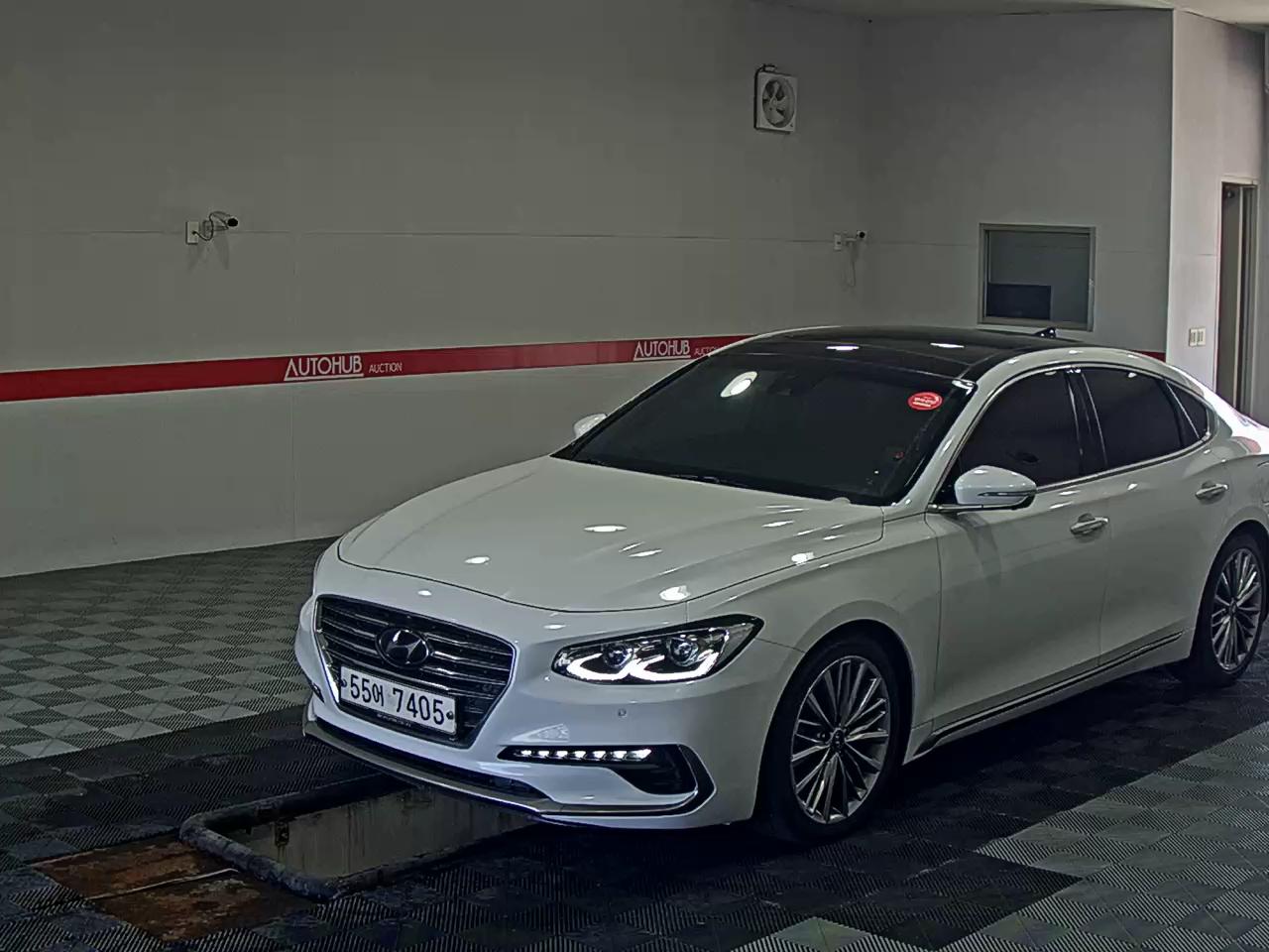 HYUNDAI GRANDEUR GDi