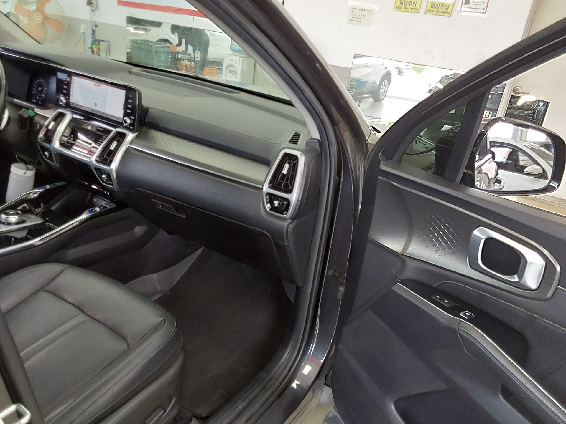 2023 - kia sorento