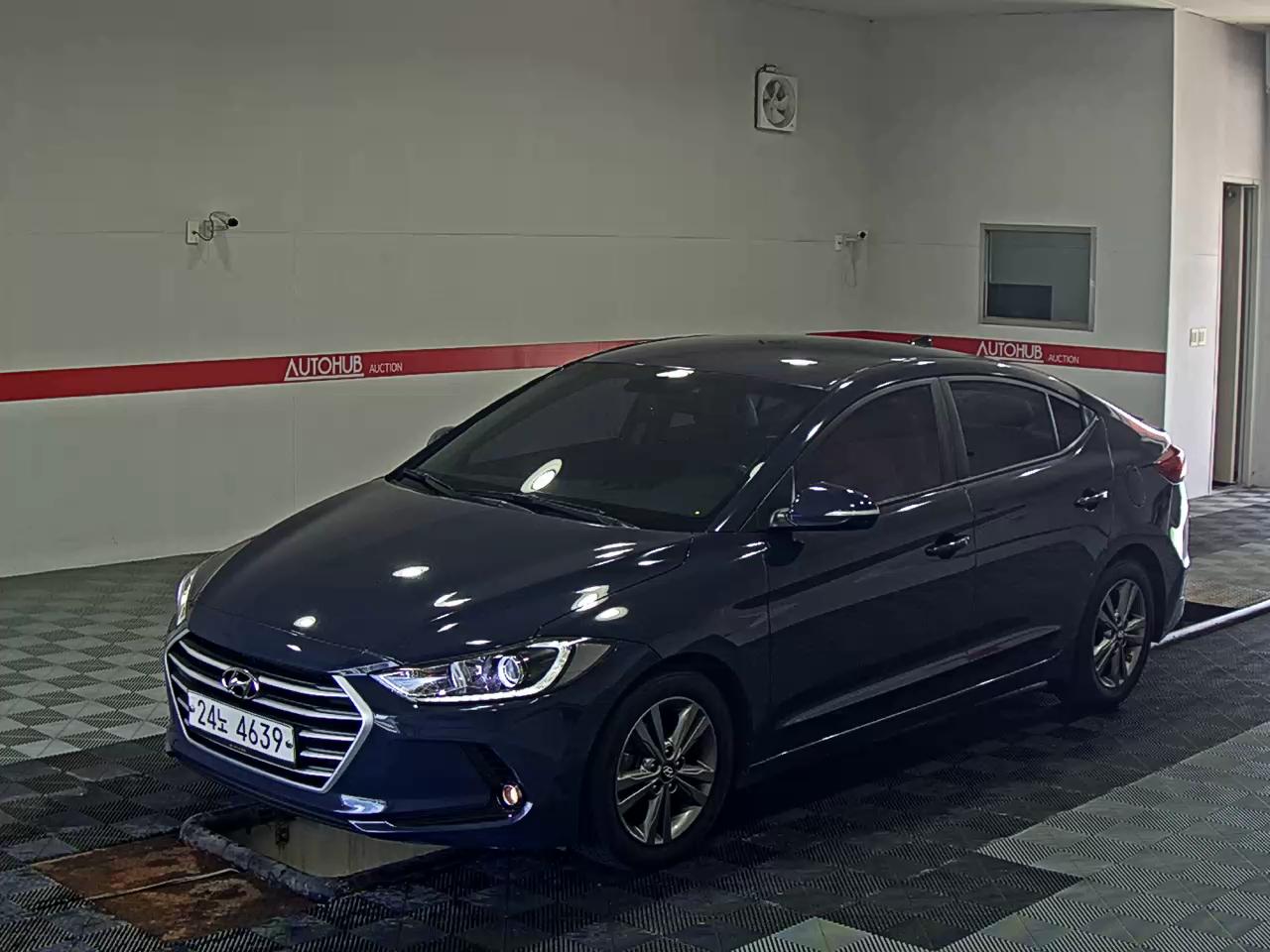 HYUNDAI AVANTE GDi