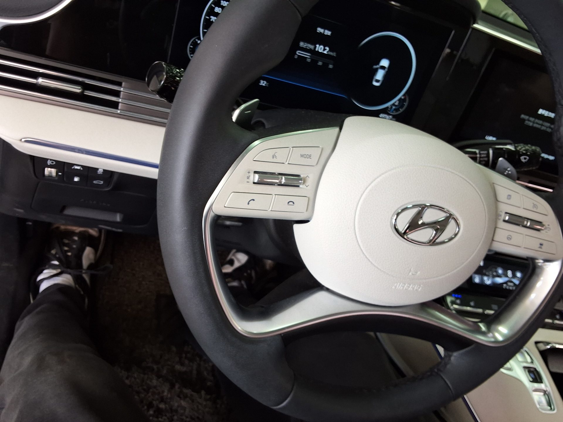 2022 - hyundai grandeur