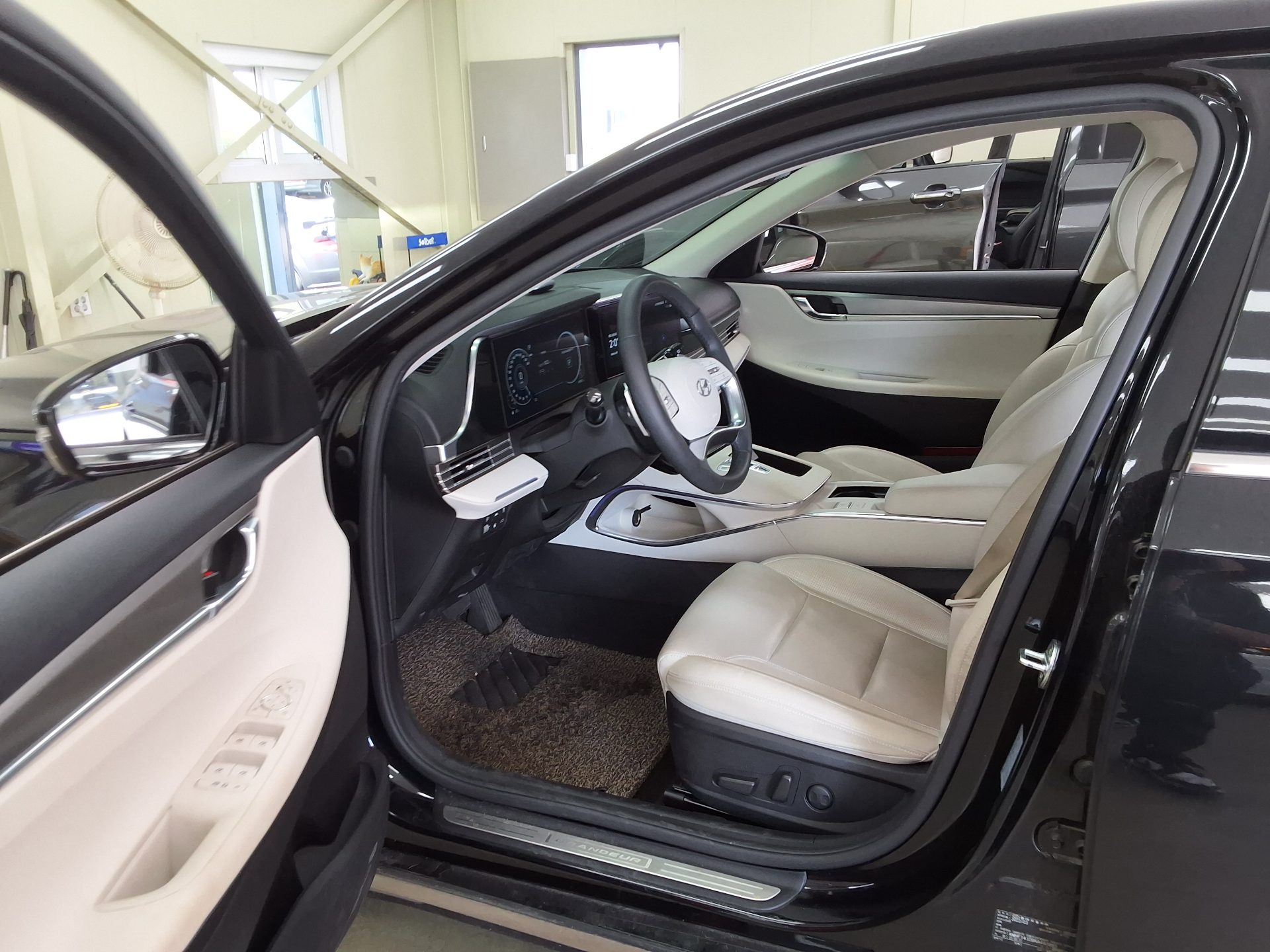 2022 - hyundai grandeur