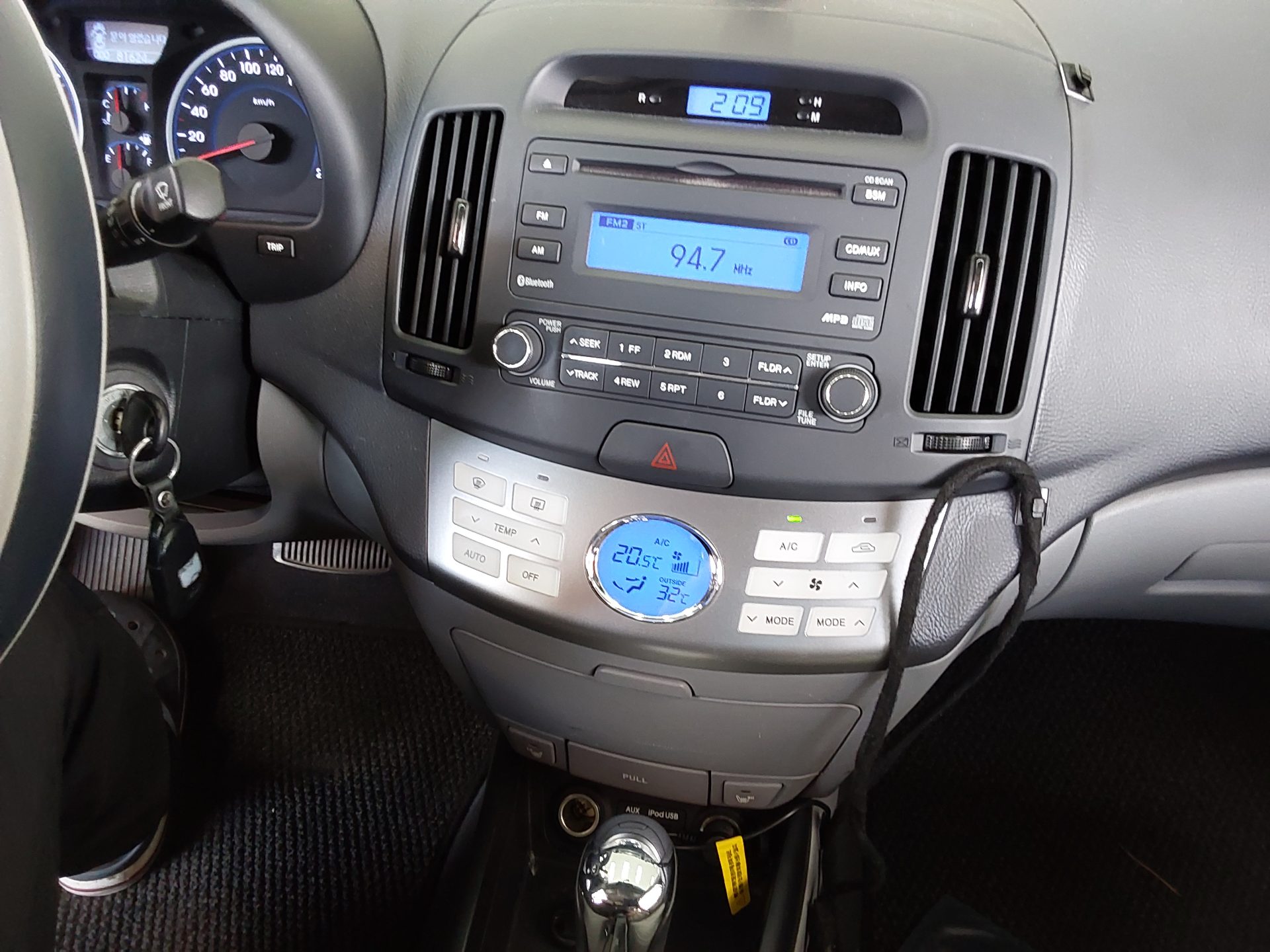 2010 - hyundai avante