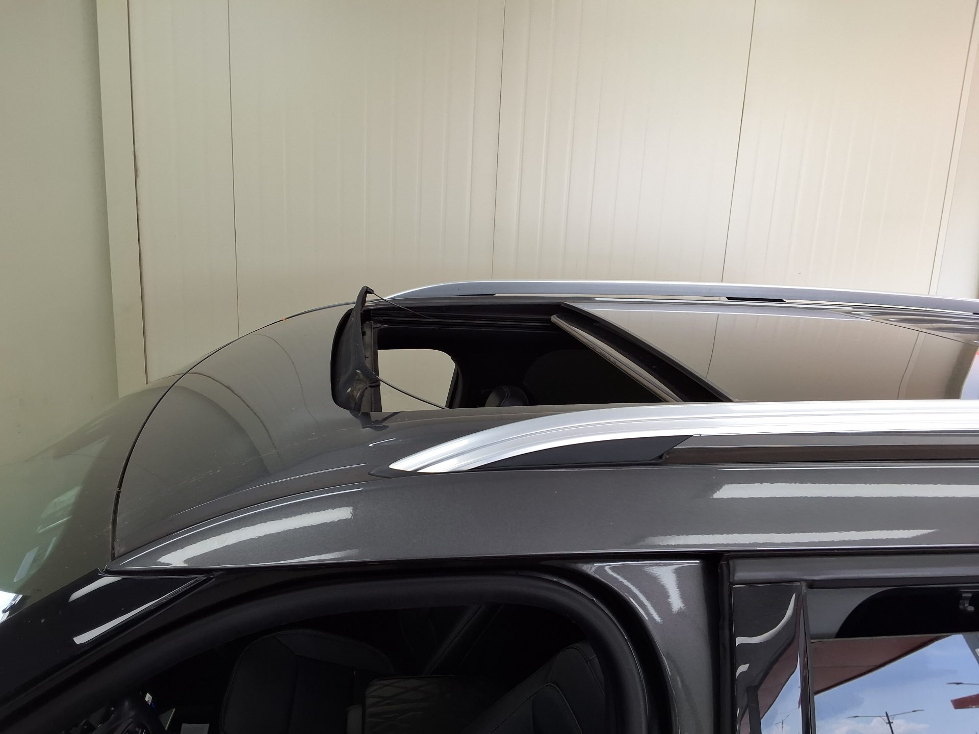 2020 - ford explorer