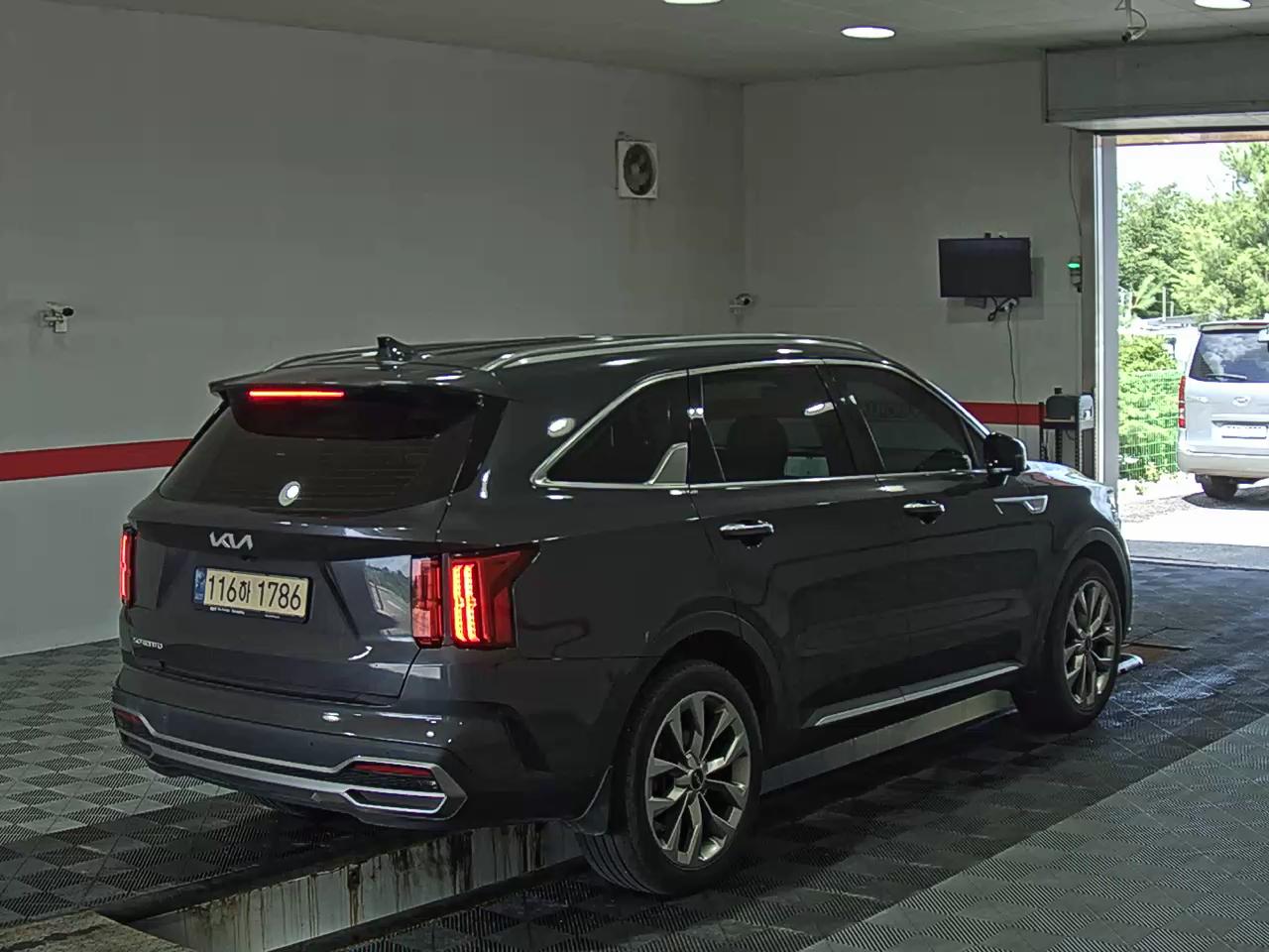 2023 - kia sorento