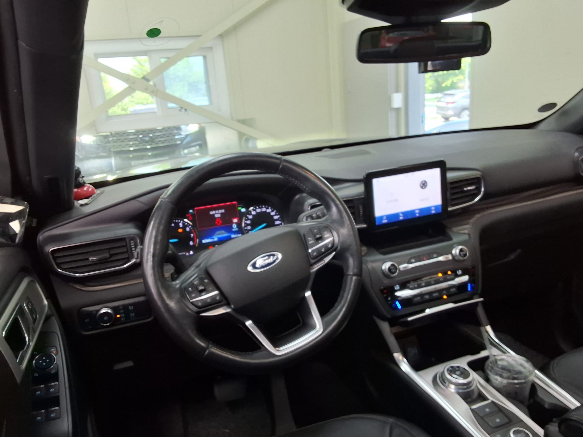 2020 - ford explorer