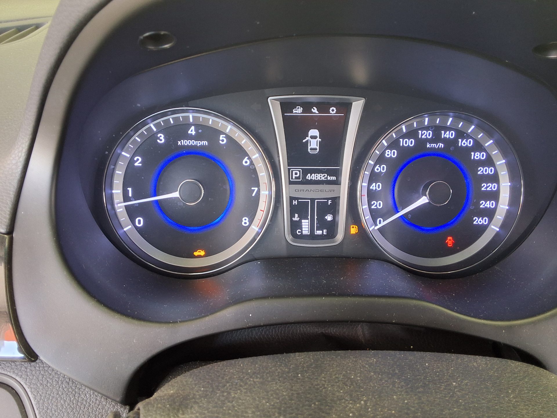 2016 - hyundai grandeur