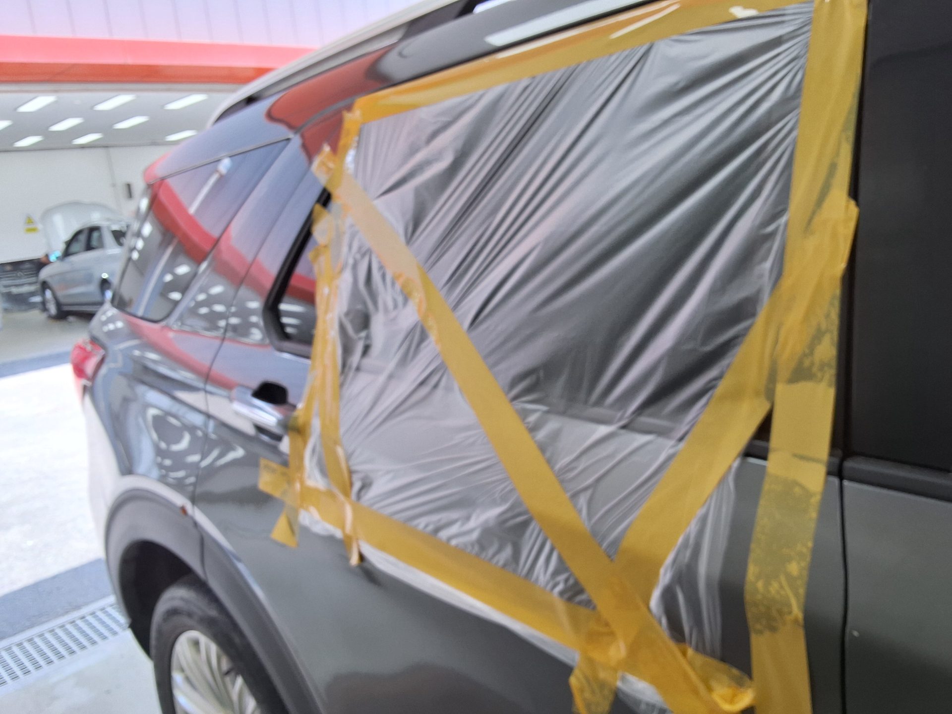 2020 - ford explorer