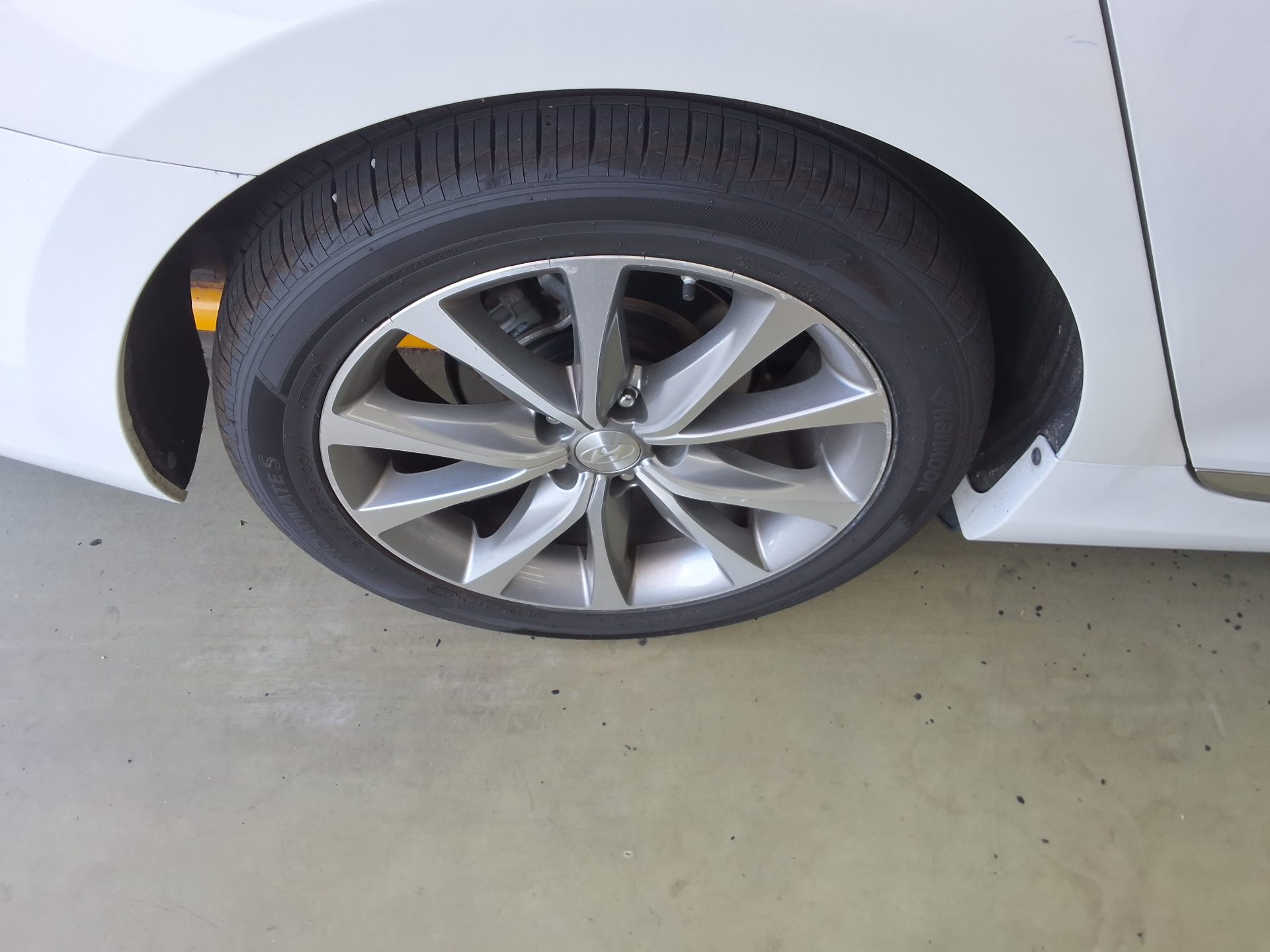 2016 - hyundai grandeur