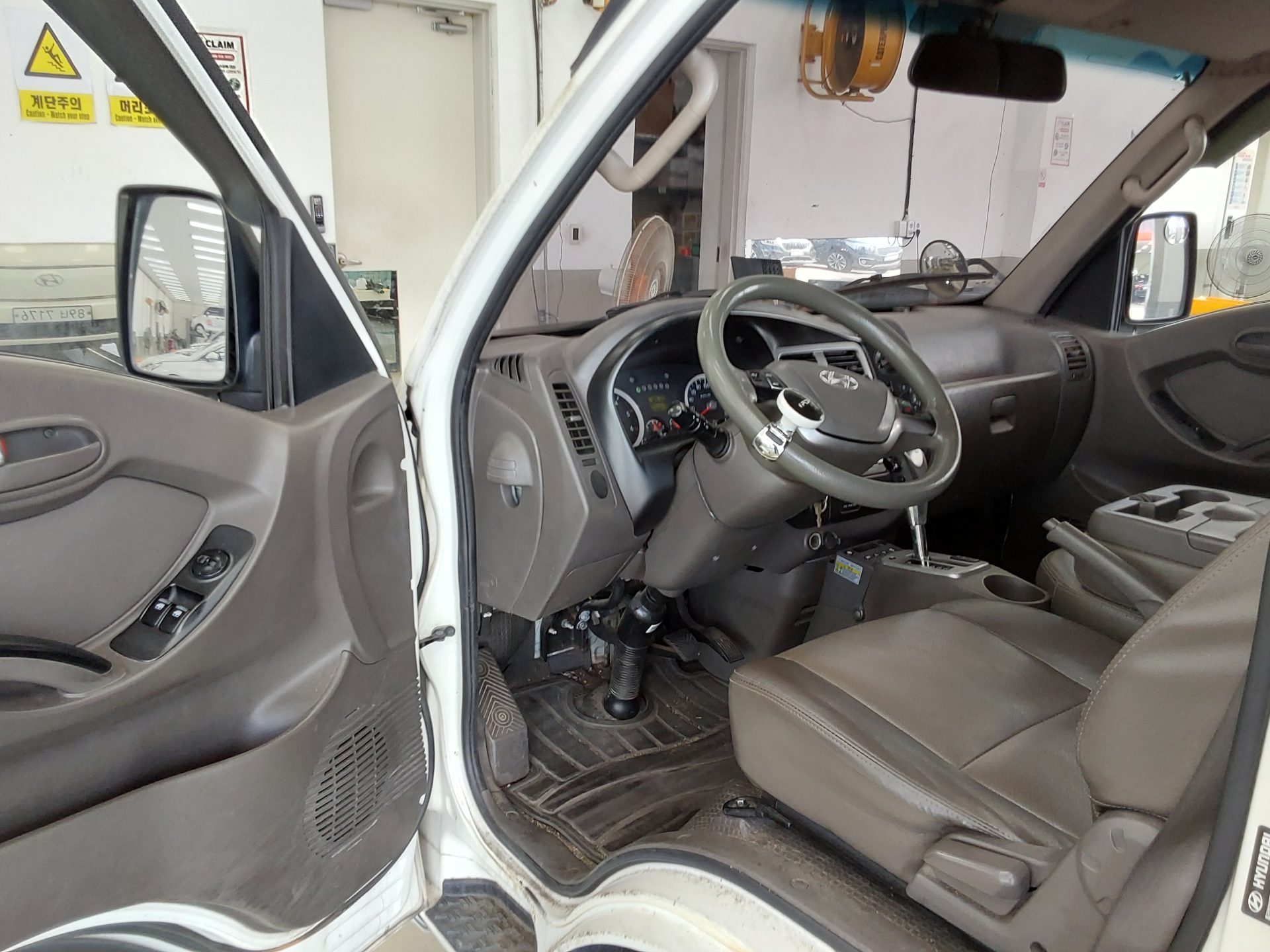 2016 - hyundai porter