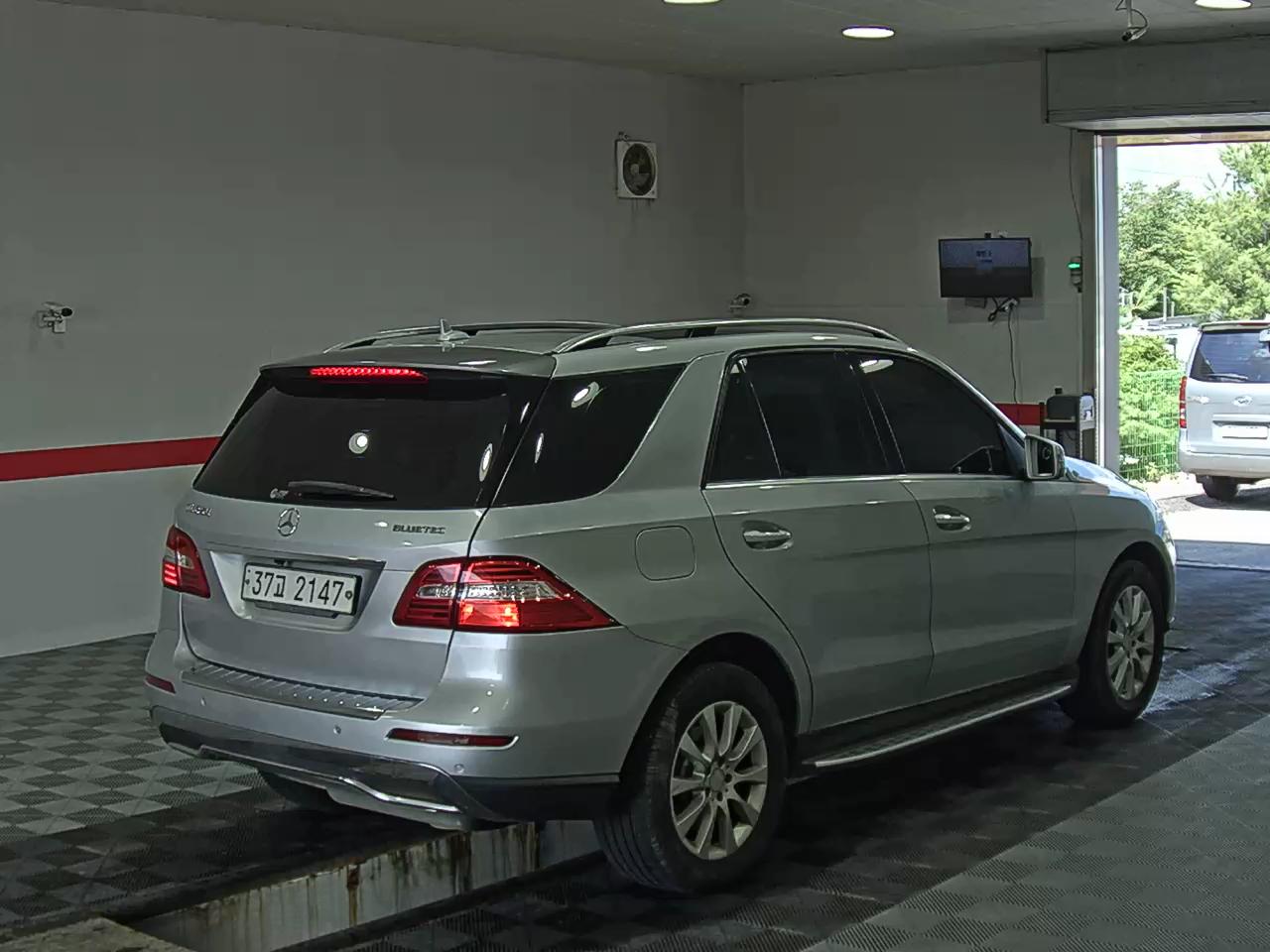 2013 - mercedes-benz ml250
