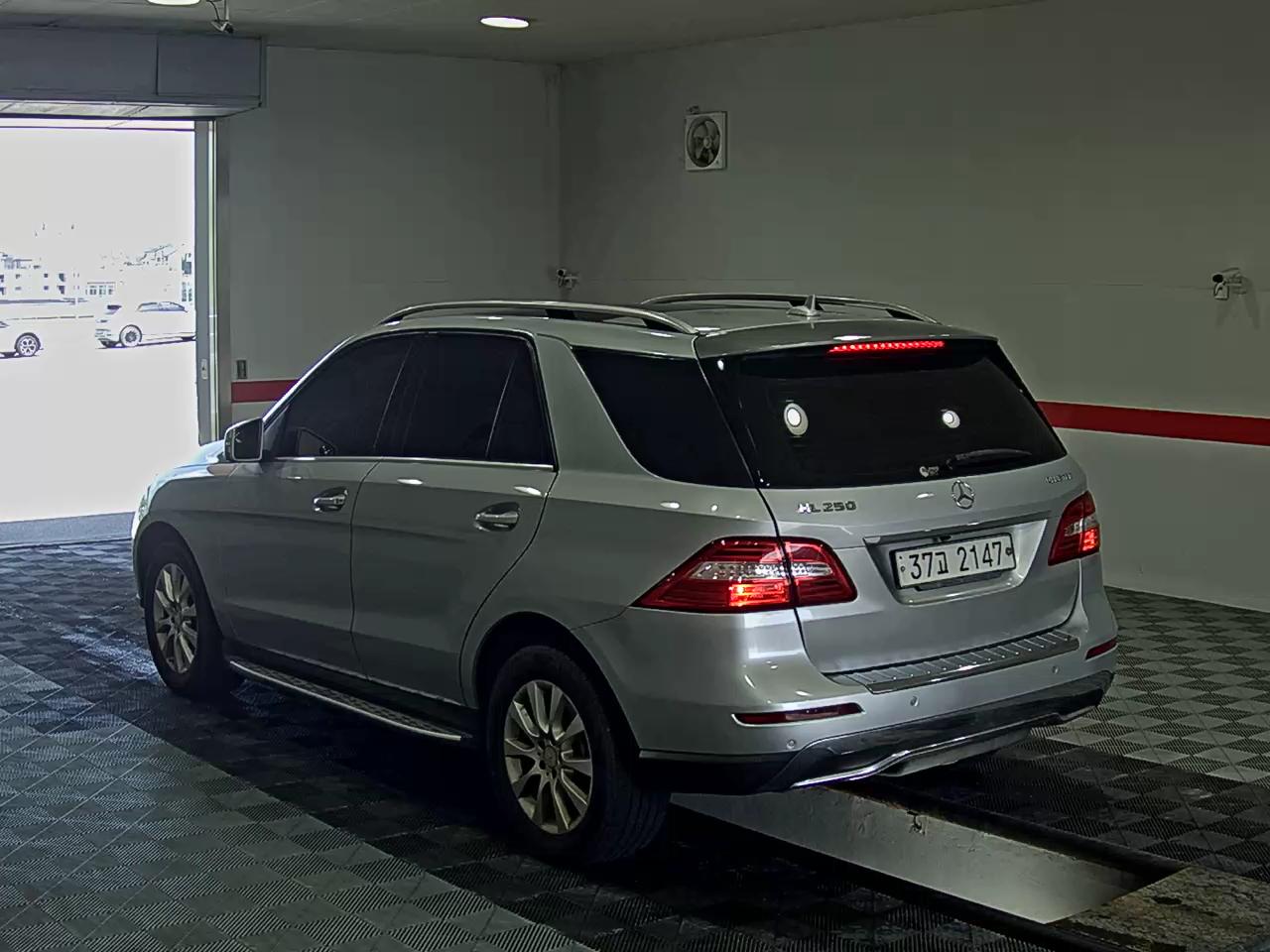2013 - mercedes-benz ml250
