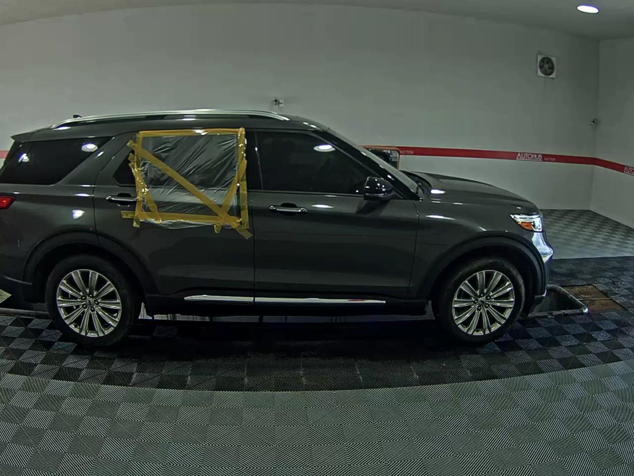 2020 - ford explorer