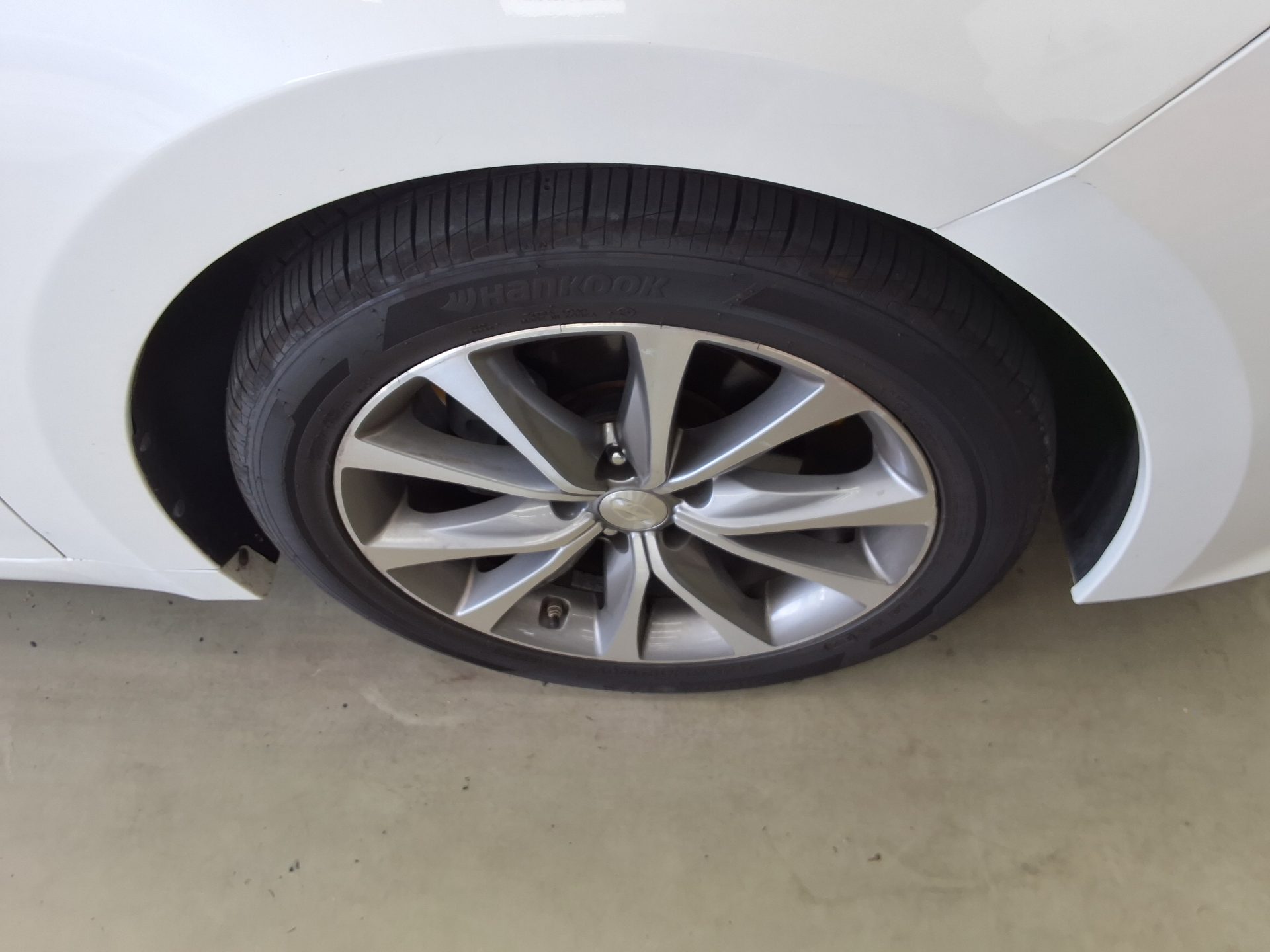 2016 - hyundai grandeur