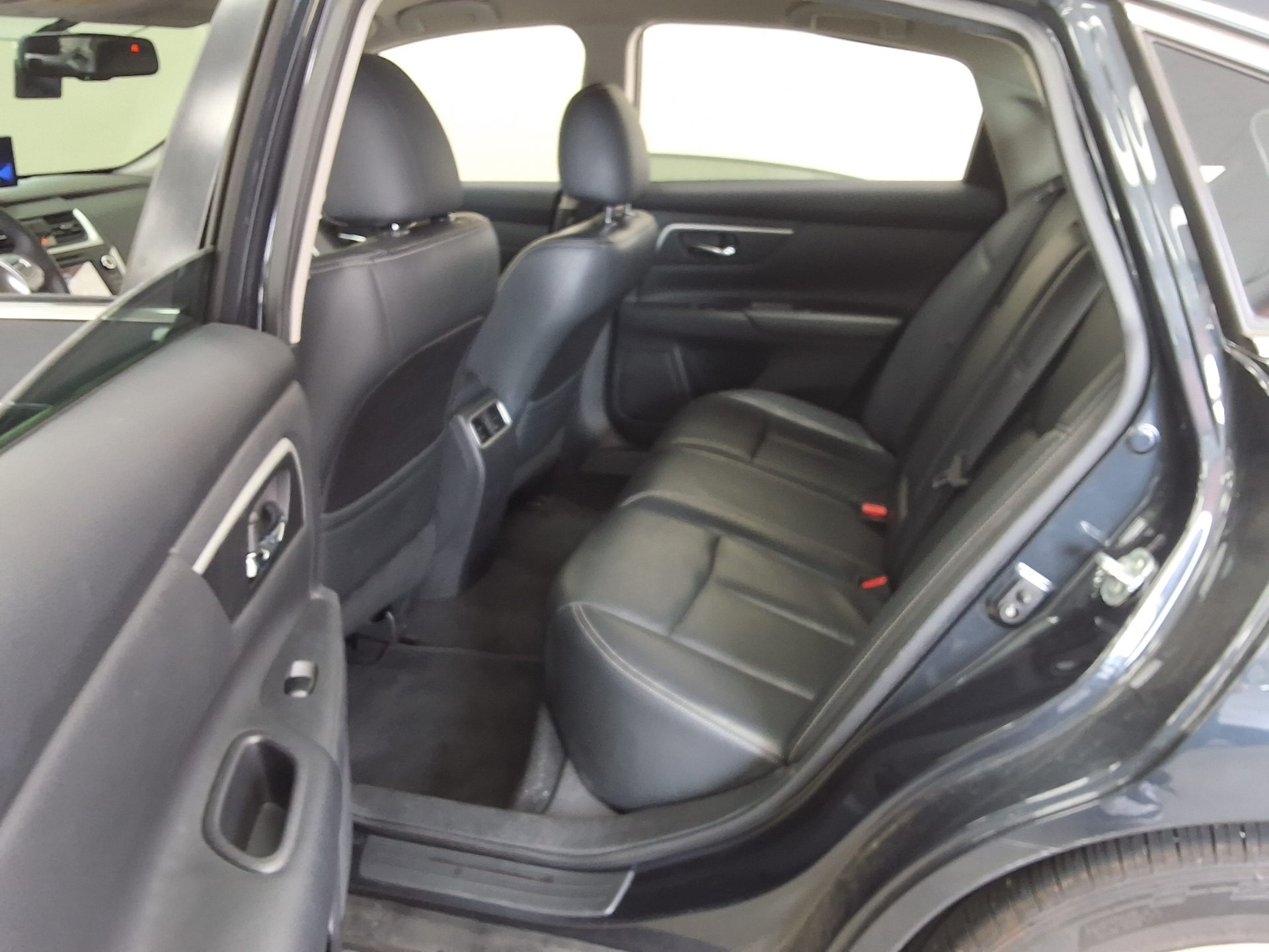 2017 - nissan altima