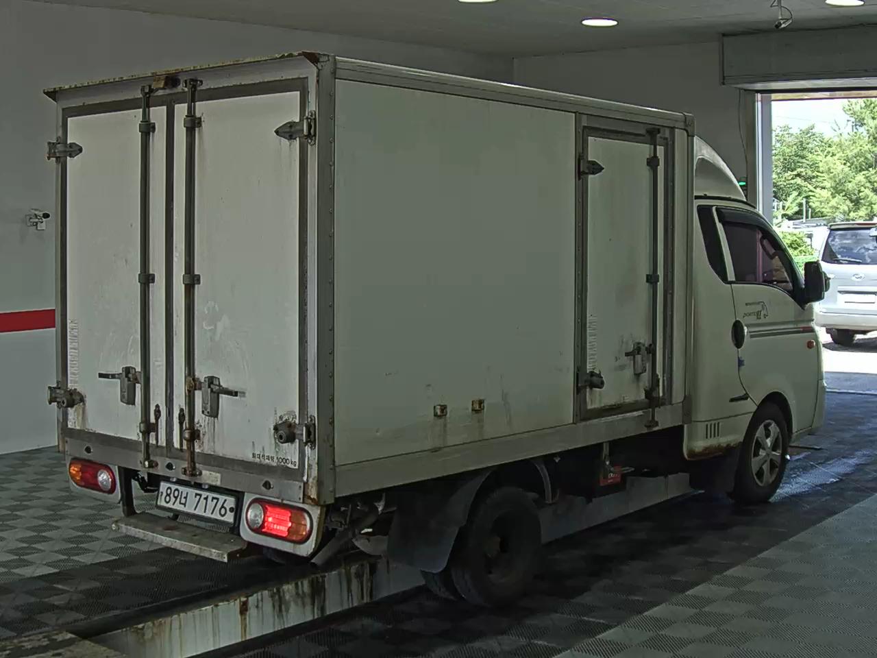 2016 - hyundai porter