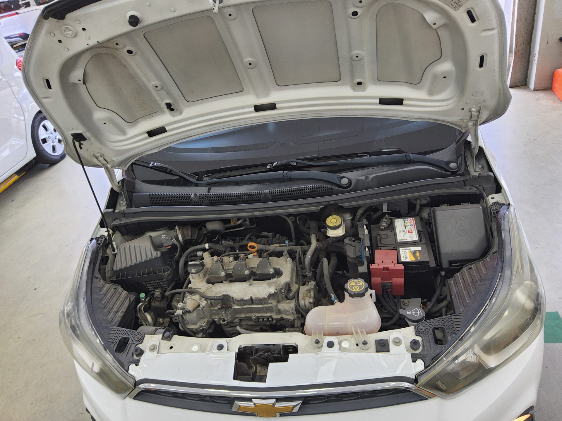2016 - chevrolet spark