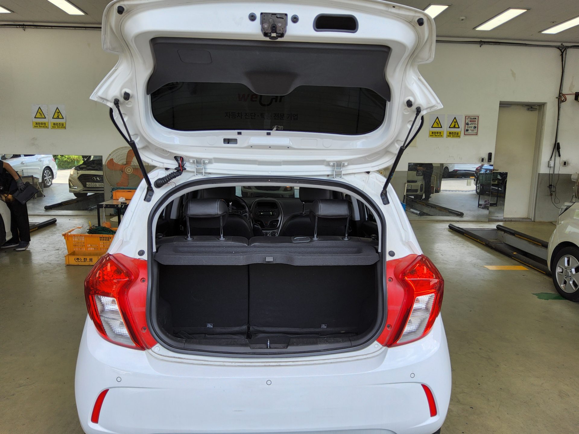 2016 - chevrolet spark