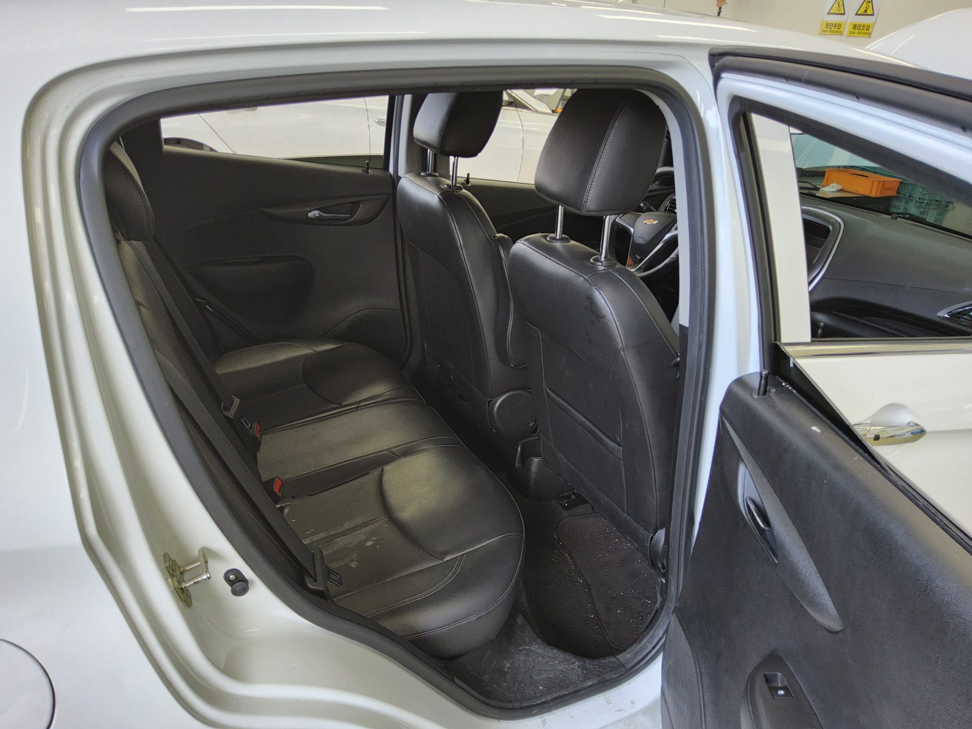 2016 - chevrolet spark